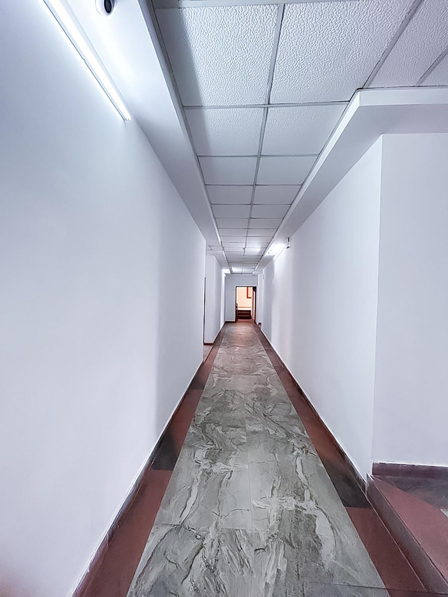 Hotel Js Garden - Near Jaypee Hospital ノイダ エクステリア 写真